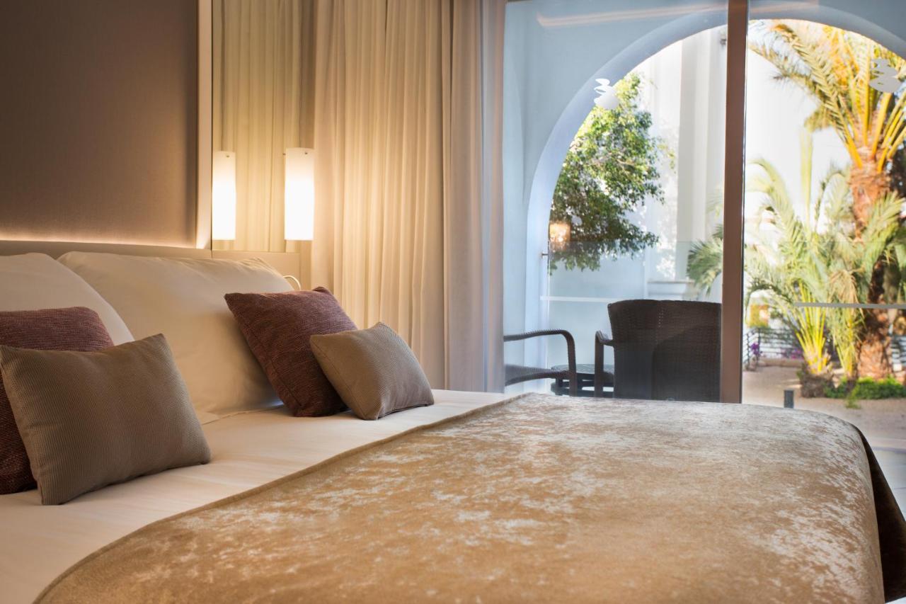 Insotel Tarida Beach Resort & Spa カラ・タリダ エクステリア 写真