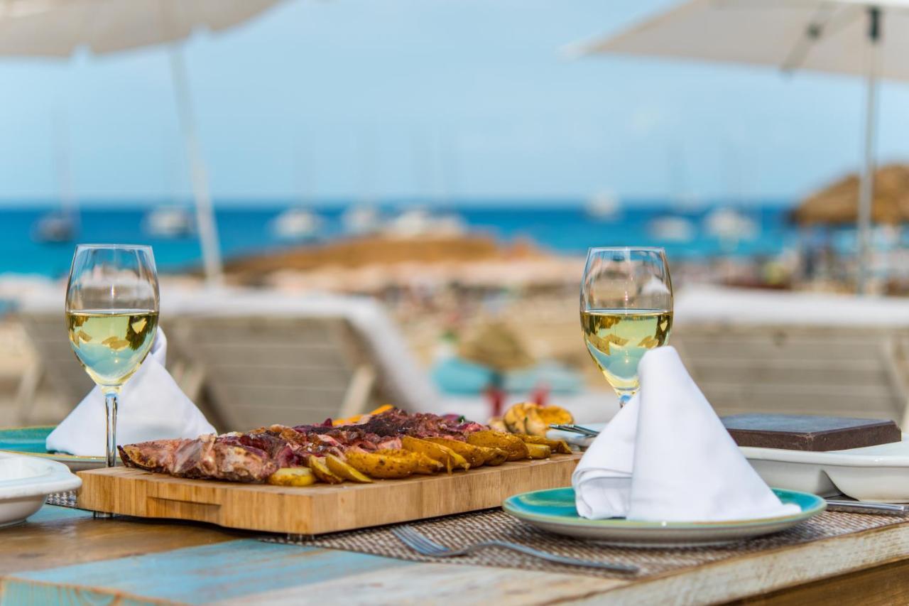 Insotel Tarida Beach Resort & Spa カラ・タリダ エクステリア 写真