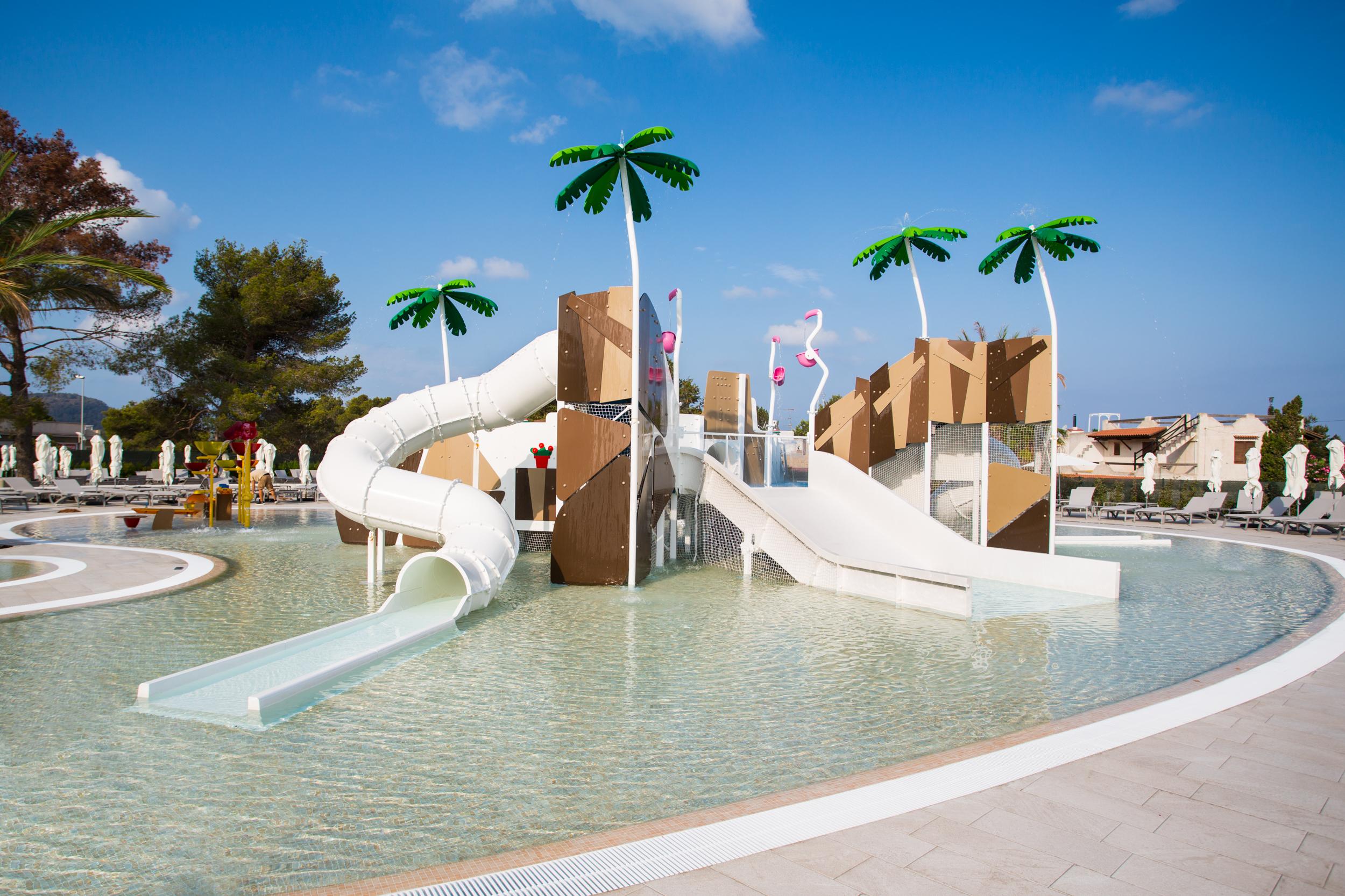 Insotel Tarida Beach Resort & Spa カラ・タリダ エクステリア 写真