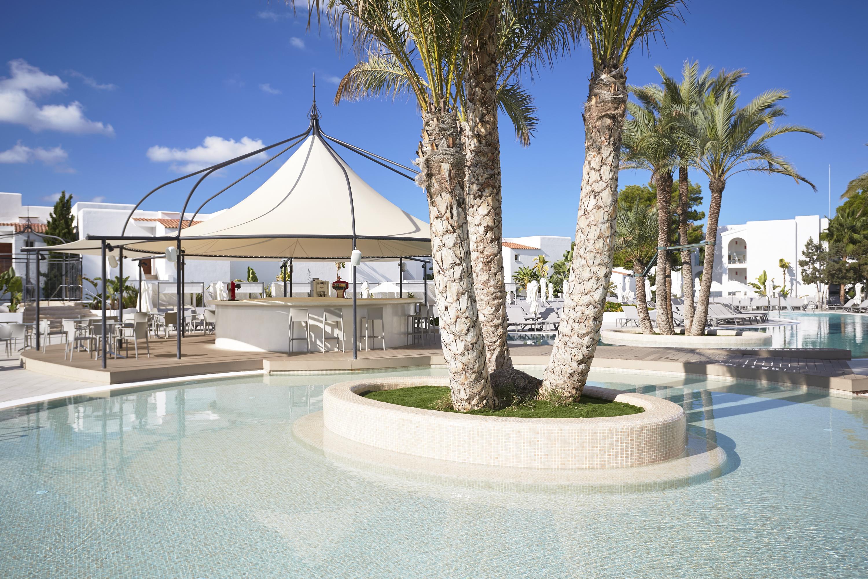 Insotel Tarida Beach Resort & Spa カラ・タリダ エクステリア 写真